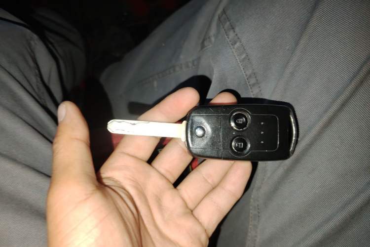 Used Honda CR-V 2012 2.0L two-wheel drive urban version Vehicle Key