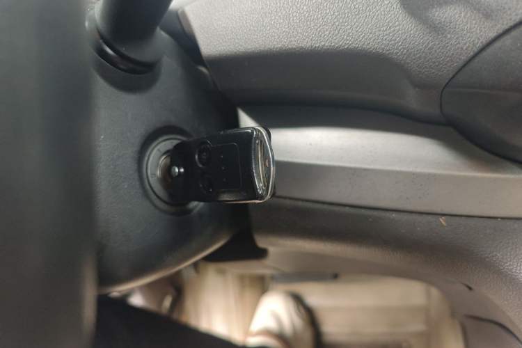 Used Honda CR-V 2012 2.0L two-wheel drive urban version Vehicle Key