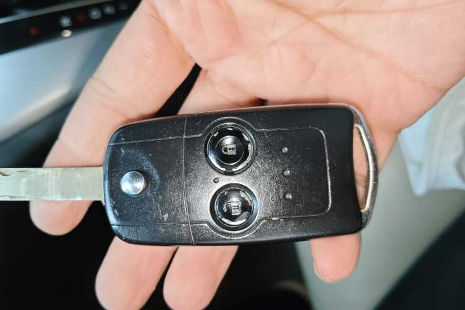 Used Honda CR-V 2012 2.0L two-wheel drive urban version Vehicle Key