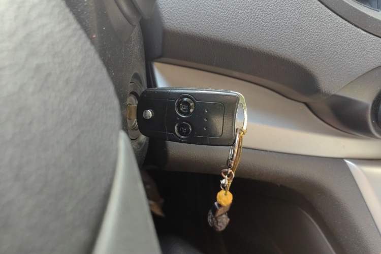 Used Honda CR-V 2012 2.0L two-wheel drive urban version Vehicle Key