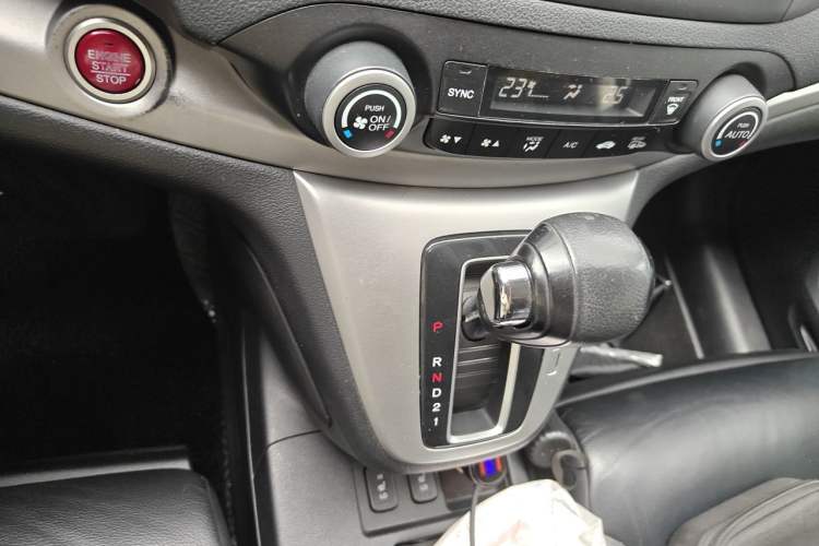 Used Honda CR-V 2012 2.4L four-wheel drive luxury version Vehicle Key