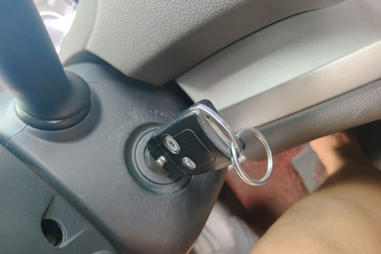 Used Honda CR-V 2012 2.0L two-wheel drive urban version Vehicle Key