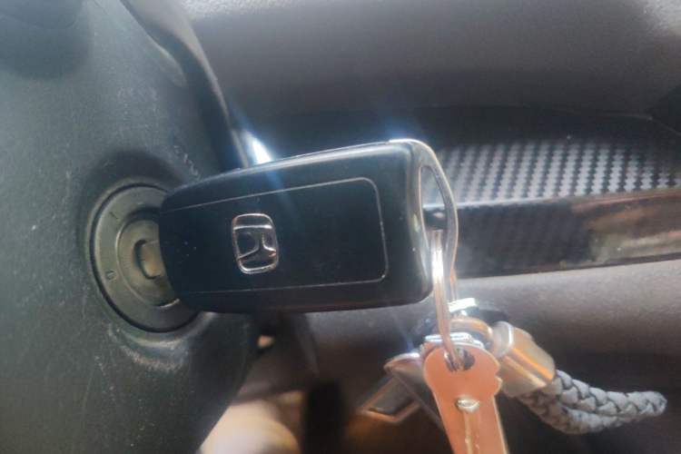 Used Honda CR-V 2012 2.0L two-wheel drive urban version Vehicle Key