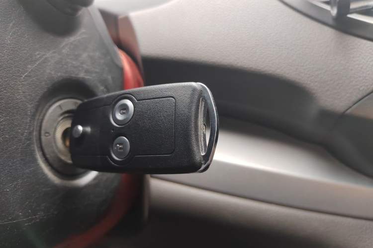 Used Honda CR-V 2012 2.0L two-wheel drive urban version Vehicle Key