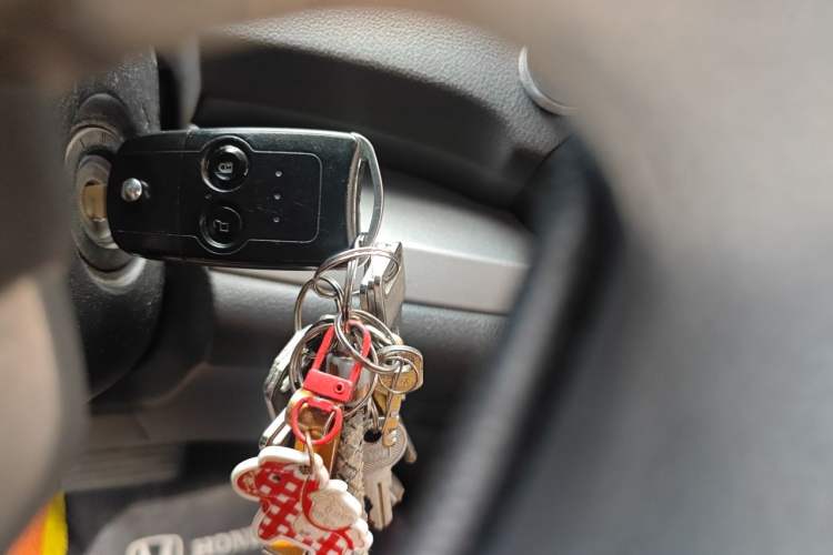 Used Honda CR-V 2012 2.0L two-wheel drive urban version Vehicle Key