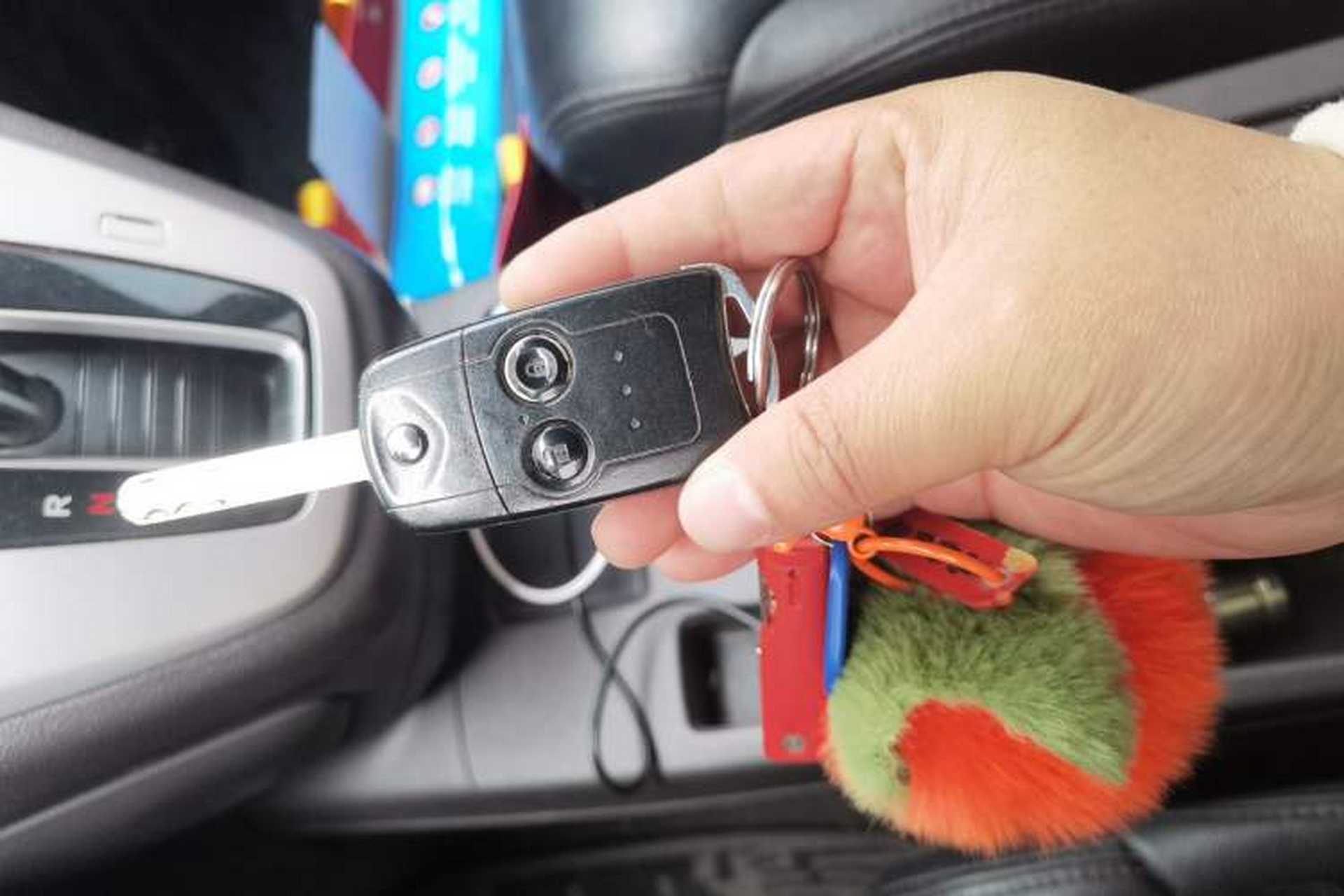 Used Honda CR-V 2012 2.0L two-wheel drive urban version Vehicle Key