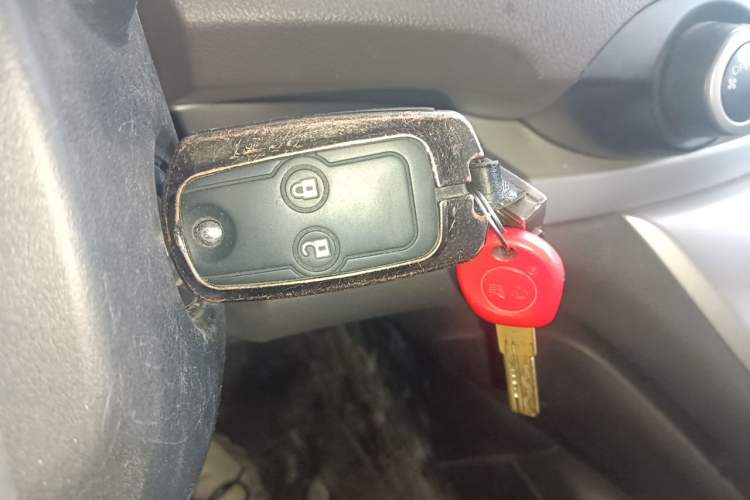 Used Honda CR-V 2012 2.0L two-wheel drive urban version Vehicle Key