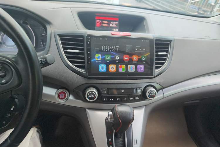 Used Honda CR-V 2013 2.4L four-wheel drive luxury version Audio And AC Panel