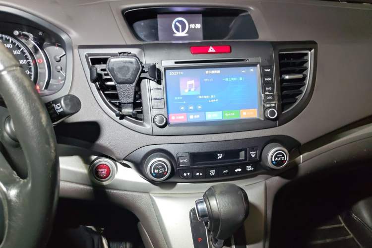 Used Honda CR-V 2013 2.4L two-wheel drive luxury version Audio And AC Panel