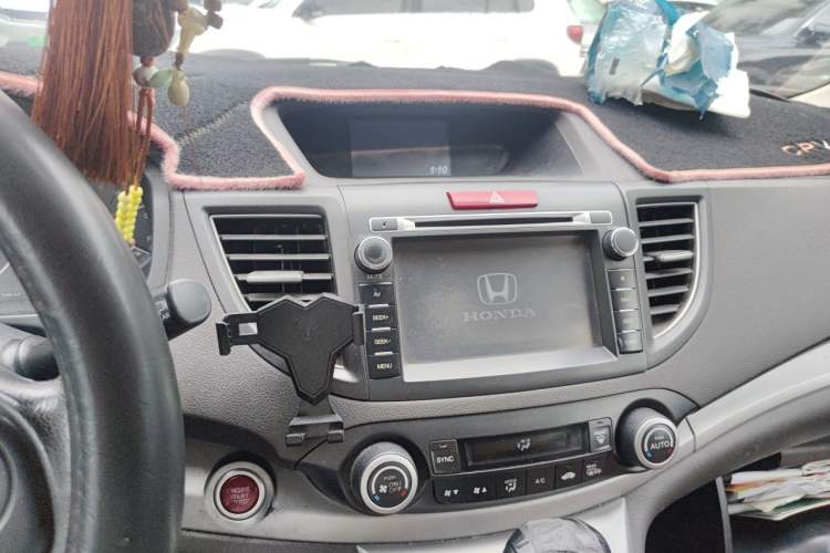 Used Honda CR-V 2013 2.4L two-wheel drive luxury version Audio And AC Panel