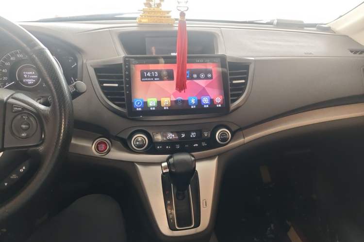 Used Honda CR-V 2013 2.4L four-wheel drive luxury version Audio And AC Panel