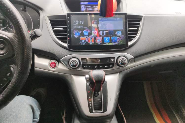 Used Honda CR-V 2013 2.4L two-wheel drive luxury version Audio And AC Panel