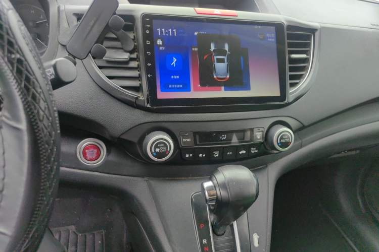 Used Honda CR-V 2013 2.4L four-wheel drive luxury version Audio And AC Panel