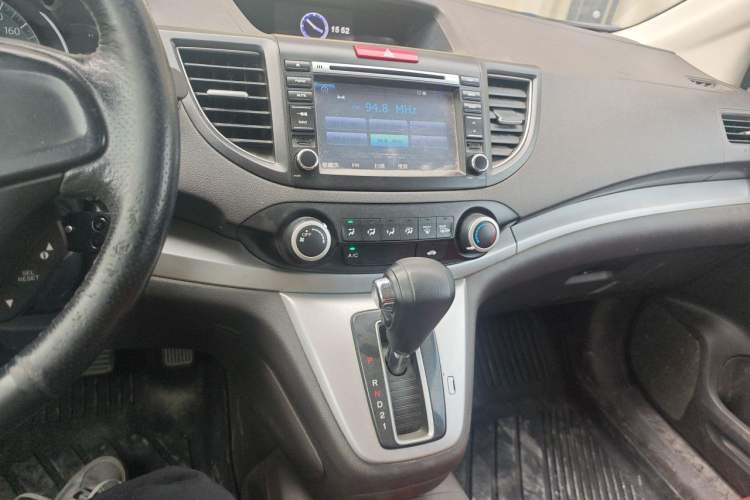 Used Honda CR-V 2013 2.0L 2WD Classic Edition Audio And AC Panel