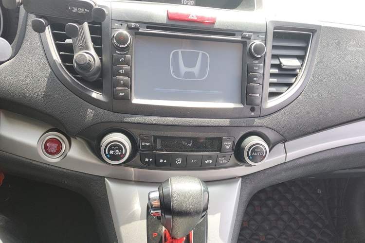 Used Honda CR-V 2013 2.4L four-wheel drive luxury version Audio And AC Panel