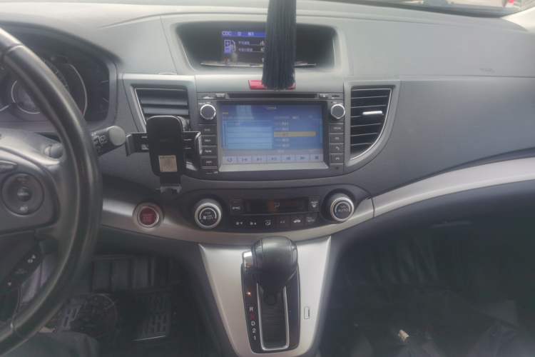 Used Honda CR-V 2013 2.4L two-wheel drive luxury version Audio And AC Panel