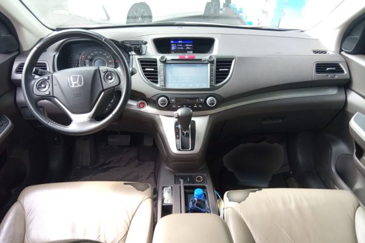 Used Honda CR-V 2013 2.4L four-wheel drive luxury version Center Console