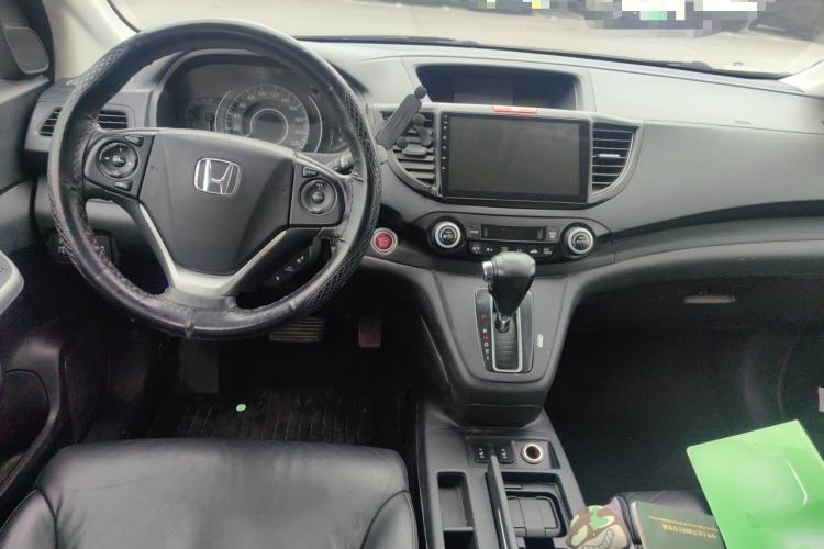 Used Honda CR-V 2013 2.4L four-wheel drive luxury version Center Console