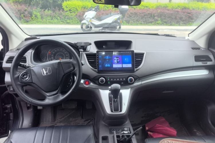Used Honda CR-V 2013 2.0L 2WD Classic Edition Center Console