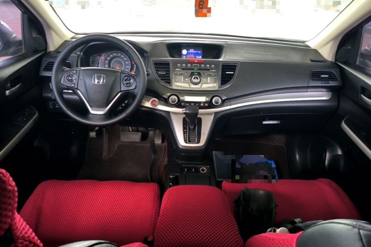 Used Honda CR-V 2013 2.4L four-wheel drive luxury version Center Console