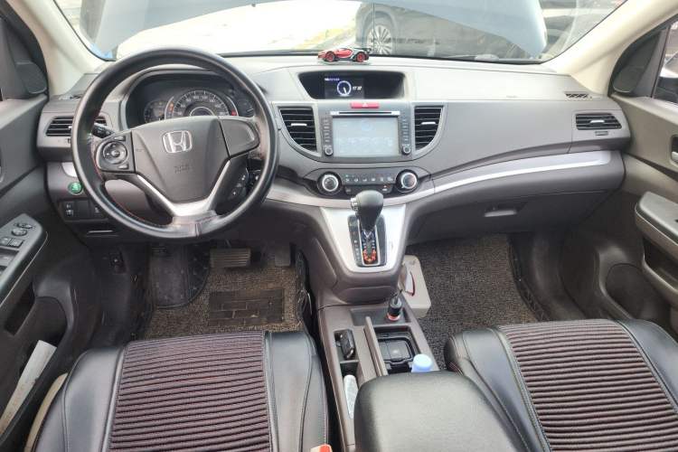 Used Honda CR-V 2013 2.0L 2WD Classic Edition Center Console