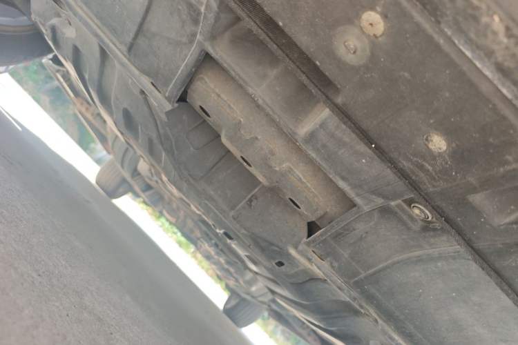 Used Honda CR-V 2013 2.4L two-wheel drive luxury version Chassis Front