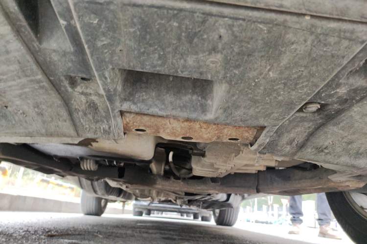 Used Honda CR-V 2013 2.4L two-wheel drive luxury version Chassis Front