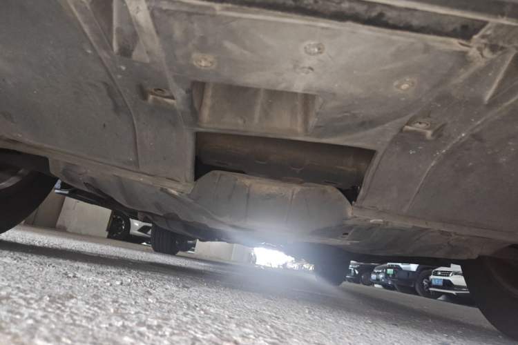 Used Honda CR-V 2013 2.4L two-wheel drive luxury version Chassis Front