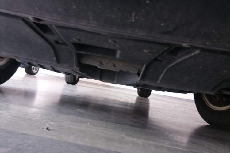 Used Honda CR-V 2013 2.4L two-wheel drive luxury version Chassis Front
