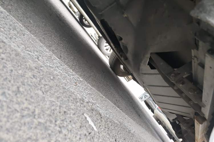Used Honda CR-V 2013 2.0L 2WD Classic Edition Chassis Front Left