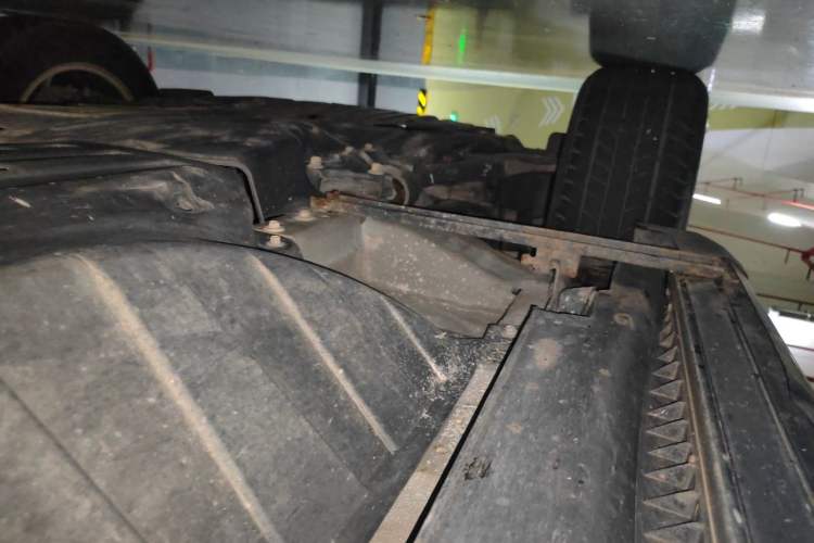 Used Honda CR-V 2013 2.4L four-wheel drive luxury version Chassis Front Left