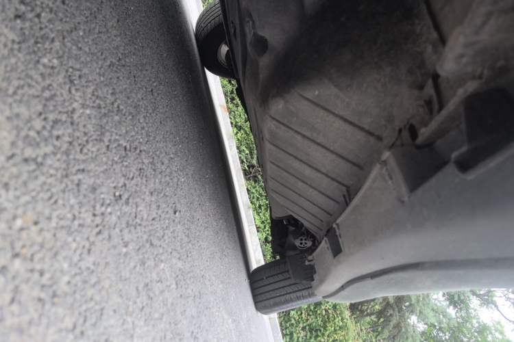 Used Honda CR-V 2013 2.0L 2WD Classic Edition Chassis Front Left