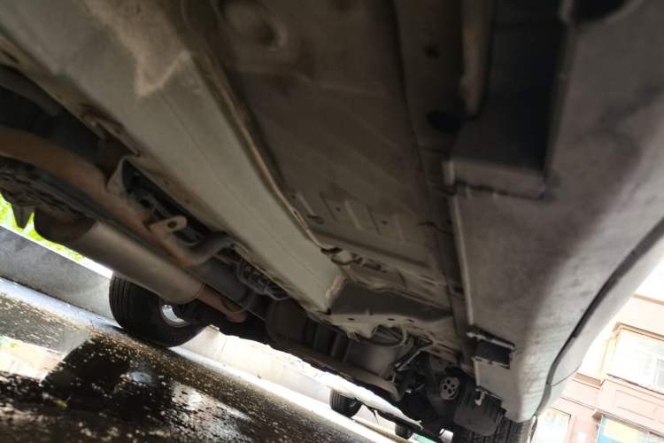Used Honda CR-V 2013 2.4L four-wheel drive luxury version Chassis Front Left