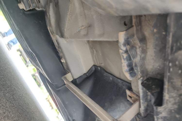 Used Honda CR-V 2013 2.0L 2WD Classic Edition Chassis Front Left