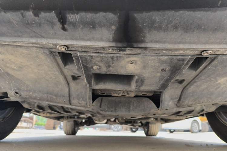 Used Honda CR-V 2013 2.4L four-wheel drive luxury version Chassis Front