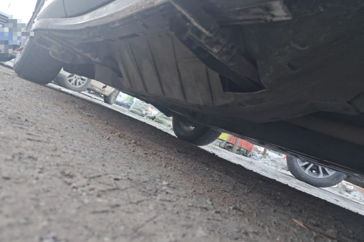 Used Honda CR-V 2013 2.4L two-wheel drive luxury version Chassis Front Right