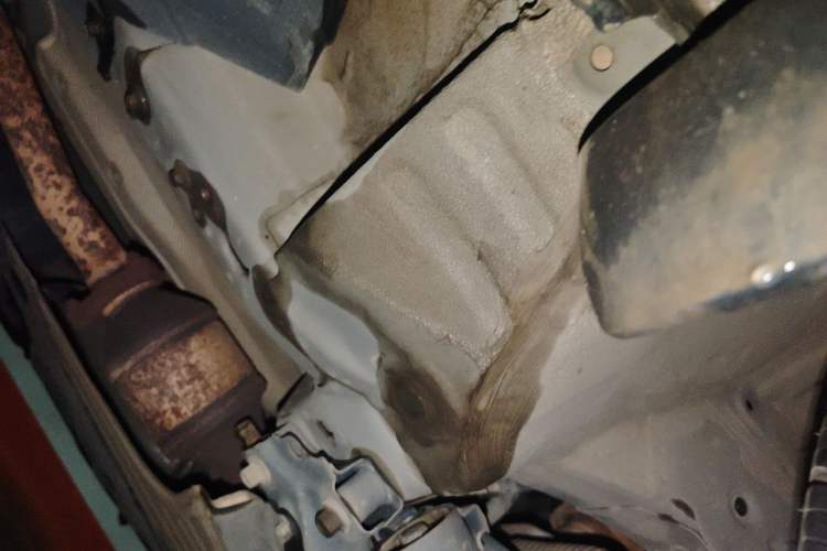 Used Honda CR-V 2013 2.4L four-wheel drive luxury version Chassis Front Right
