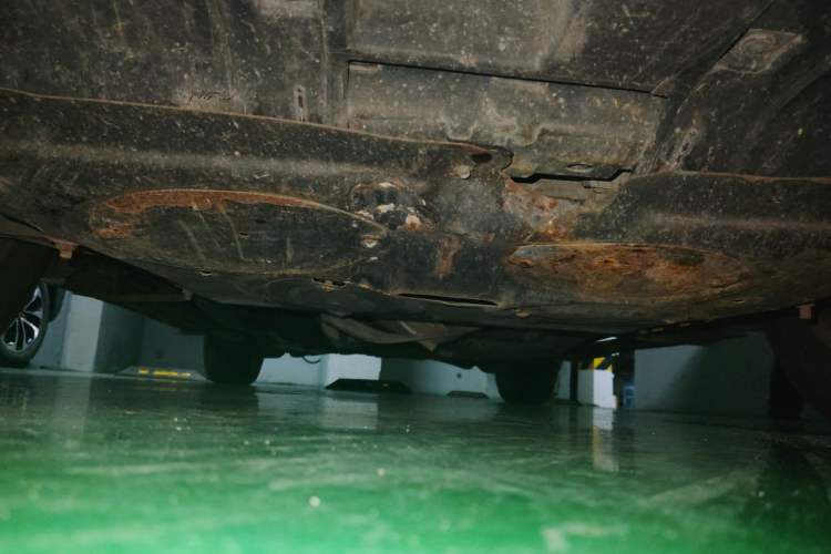 Used Honda CR-V 2013 2.4L four-wheel drive luxury version Chassis Front
