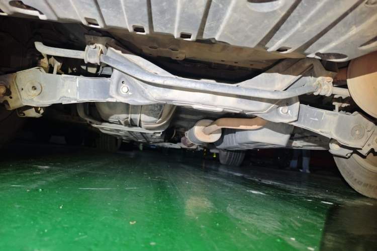 Used Honda CR-V 2013 2.4L two-wheel drive luxury version Chassis Rear