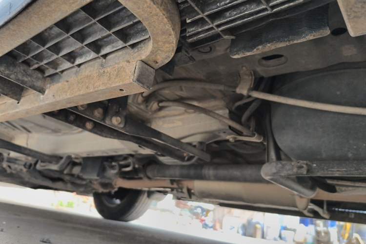 Used Honda CR-V 2013 2.4L four-wheel drive luxury version Chassis Rear Left