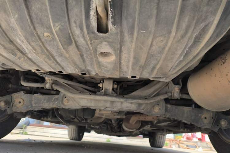 Used Honda CR-V 2013 2.4L four-wheel drive luxury version Chassis Rear