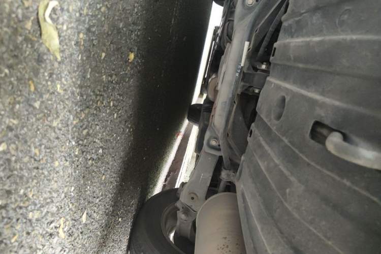Used Honda CR-V 2013 2.4L four-wheel drive luxury version Chassis Rear