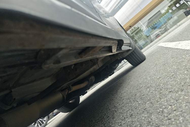 Used Honda CR-V 2013 2.4L four-wheel drive luxury version Chassis Rear Right