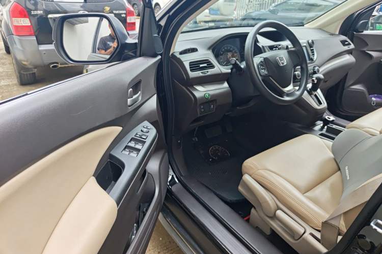 Used Honda CR-V 2013 2.0L 2WD Classic Edition Driver Seat