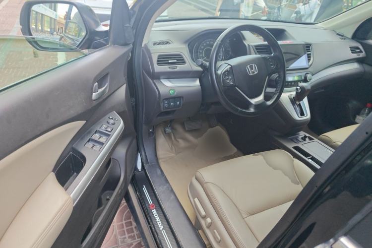 Used Honda CR-V 2013 2.4L four-wheel drive luxury version Driver Seat