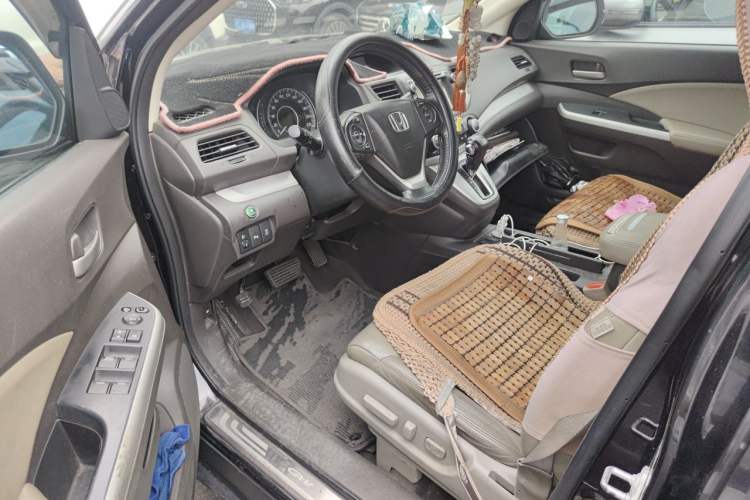 Used Honda CR-V 2013 2.4L two-wheel drive luxury version Driver Seat