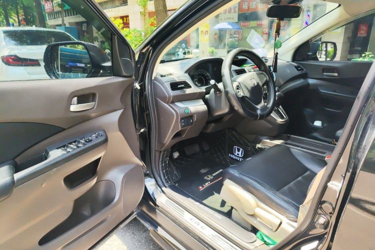 Used Honda CR-V 2013 2.0L 2WD Classic Edition Driver Seat