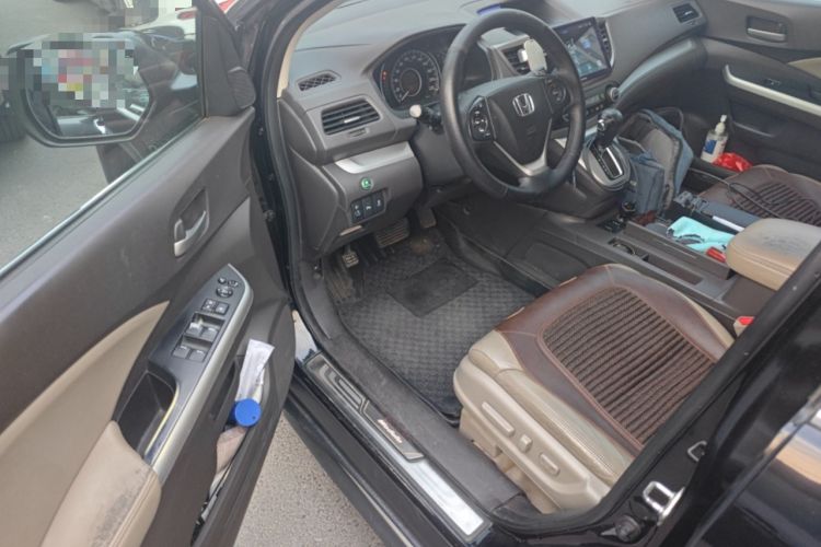 Used Honda CR-V 2013 2.4L four-wheel drive luxury version Driver Seat