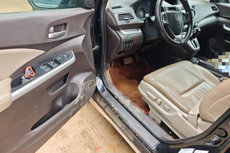 Used Honda CR-V 2013 2.4L four-wheel drive luxury version Driver Seat