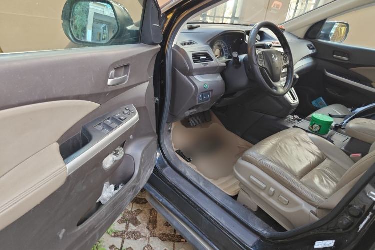 Used Honda CR-V 2013 2.4L four-wheel drive luxury version Driver Seat